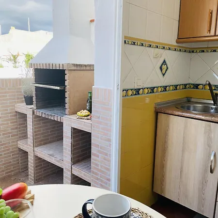 Jimena Sevilla En El Centro De *