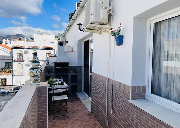 Jimena Sevilla En El Centro De *