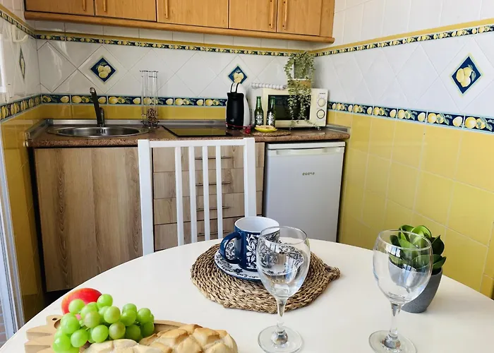 Jimena Sevilla En El Centro De *