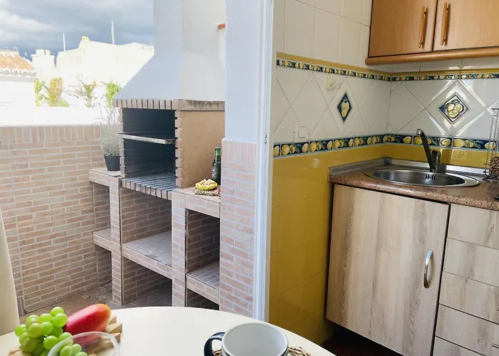 Jimena Sevilla En El Centro De *