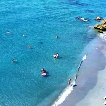 Jimena Sevilla En El Centro De Lägenhet