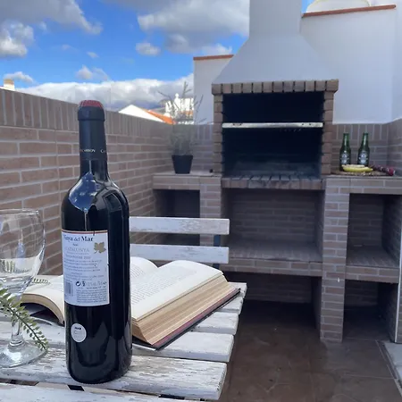 Jimena Sevilla En El Centro De Nerja