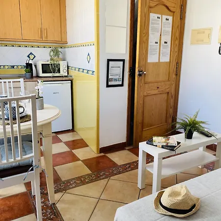 Jimena Sevilla En El Centro De